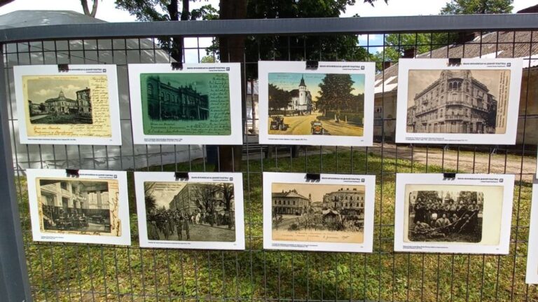 У франківському в палаці Потоцьких представили поштівки про історію міста