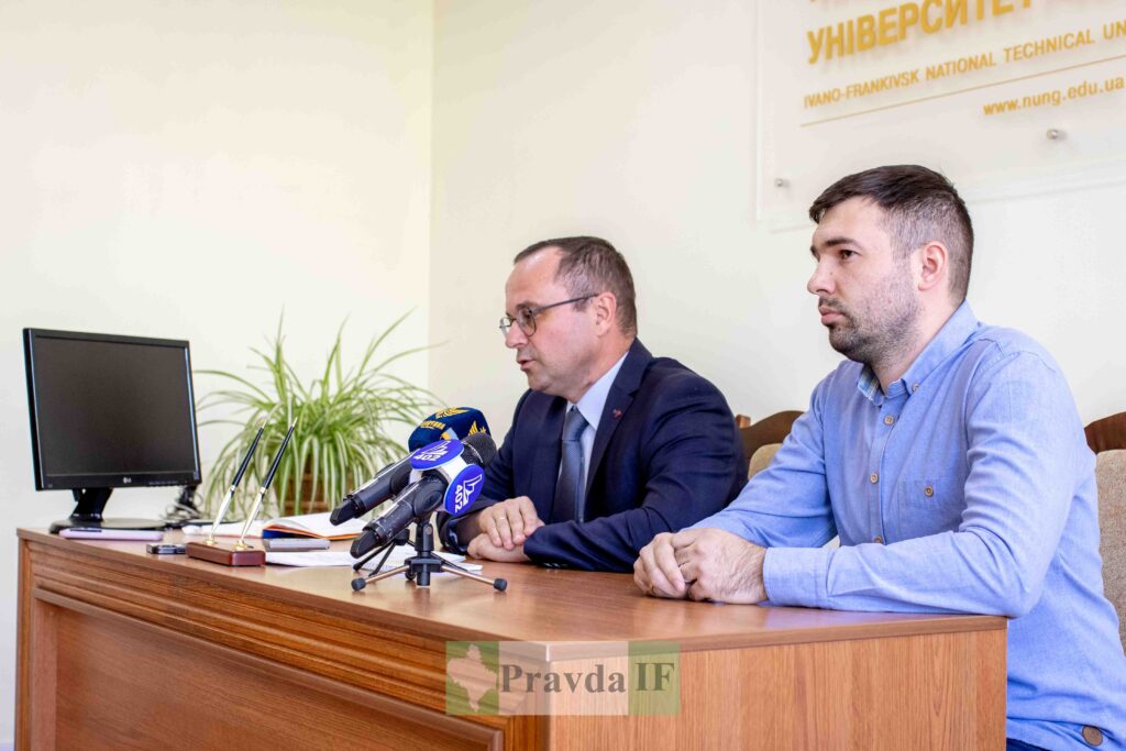 Не теорією єдиною,отримувати високу заробітню платню,ІФНТУНГ,Ігор Чудик,Олег Фафлей