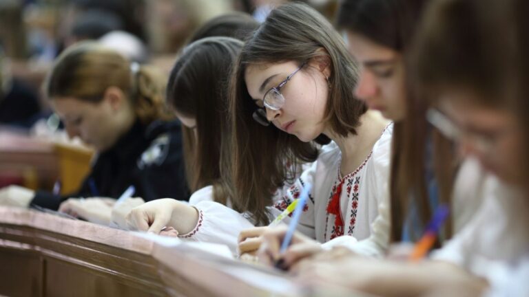 Яких змін в освітньому процесі очікувати в університетах Франківська у новому навчальному році