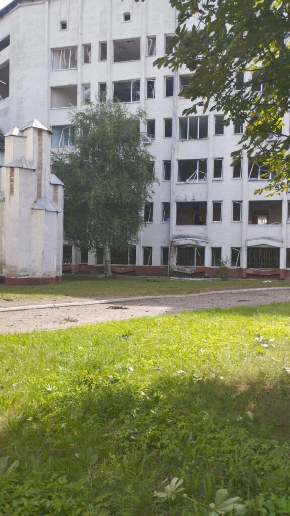 Зруйновано майже 50% одного з навчальних корпусів: які пошкодження внаслідок російської атаки отримав ІФНТУНГ