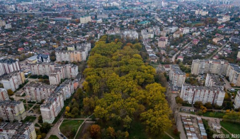 За 22 мільйони гривень грантових коштів від ЄС та співфінансуванням з міського бюджету, в Івано-Франківську відновлять Молодіжний парк