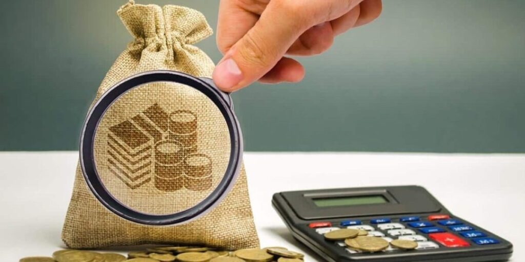 В Україні можуть суттєво зрости податки: скільки доведеться платити і що чекає на ФОПів