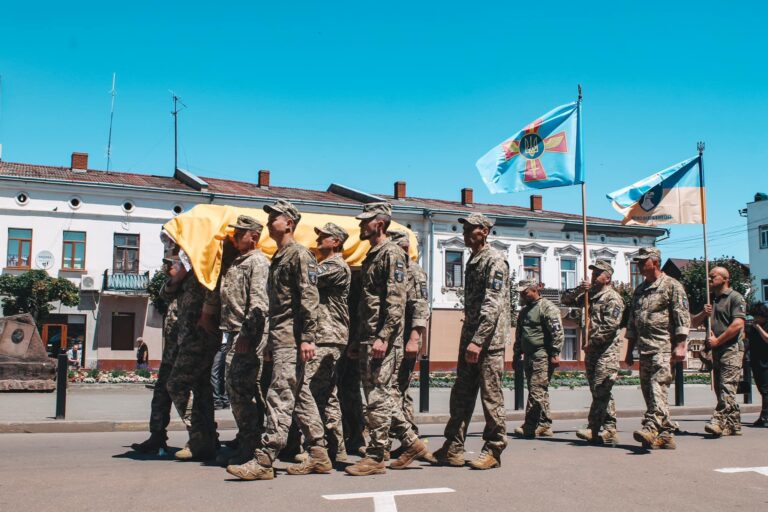 У Коломиї навіки попрощалися із молодим Героєм Орестом Приймачуком