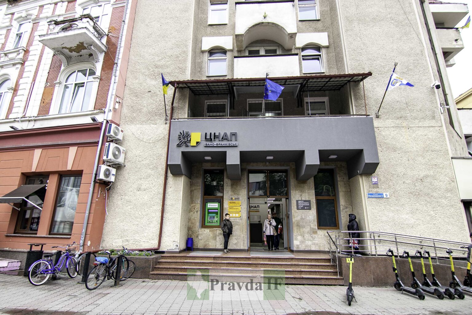 відкрили Центр рекрутингу української армії,на базі Франківського ЦНАПу,Олексій Бежевець