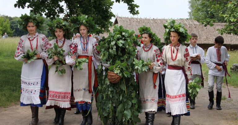 Як на Гуцульщині святкують Трійцю: традиції та заборони