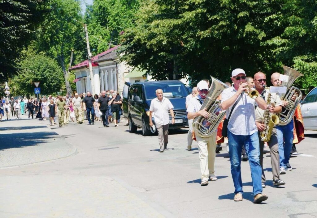 Калуська громада попрощалася з 28 річним Героєм Юрієм Рішком