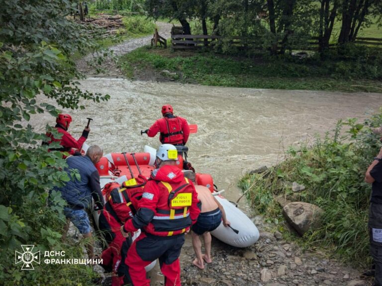 У річці на Косівщині потонула 9-річна дівчинка