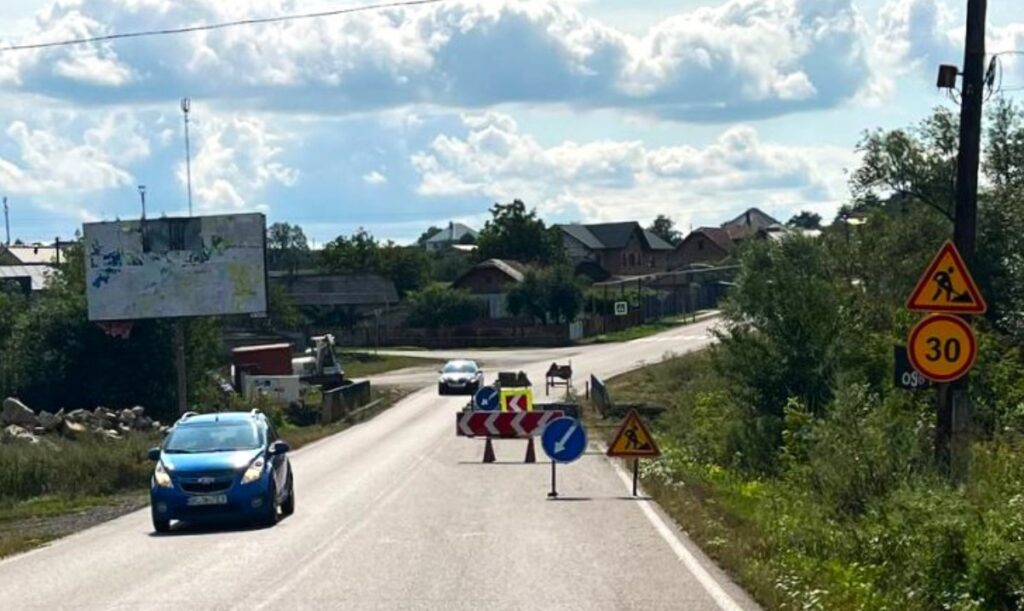 дорожні служби відновлюють міст у селі Підгайчики,Потребує особливої уваги,Служба відновлення та розвитку інфраструктури в Івано-Франківській області