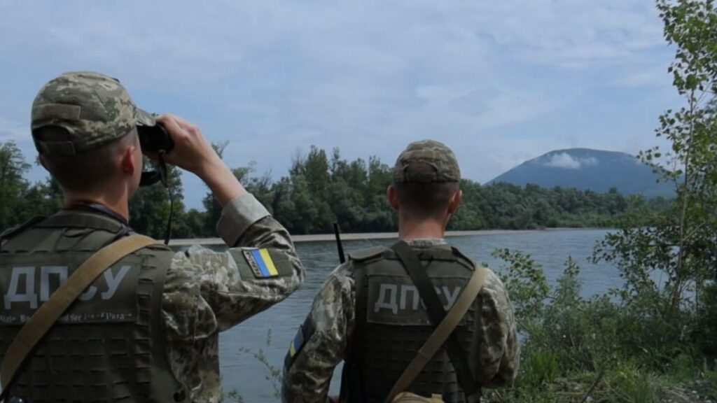 На які вершини Карпат можна підійматися та чи видають дозвіл до "заборонених" гір