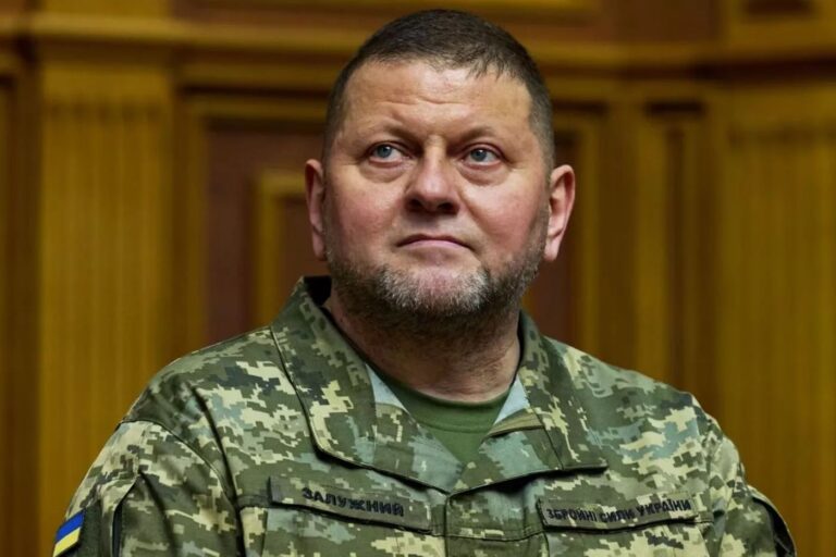 Валерій Залужний вкотре замилував романтичними світлинами з дружиною