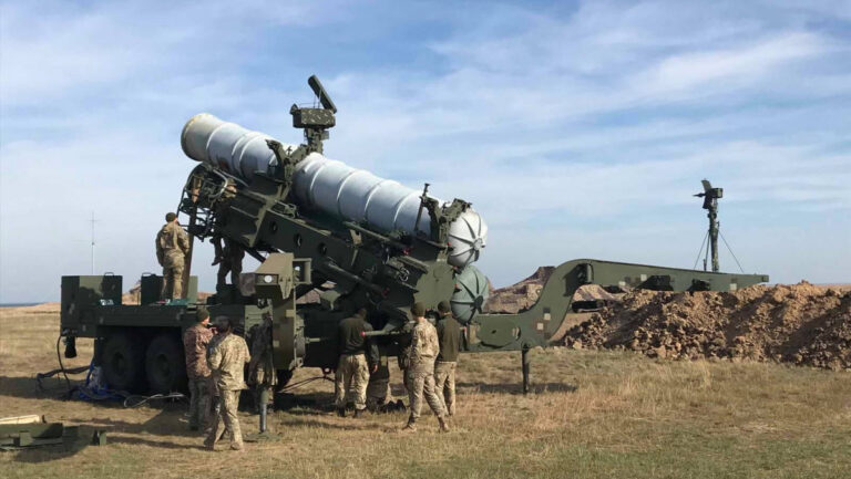 В області лунають вибухи та працює ППО - людей закликають нічого гне фотографувати і не знімати відео