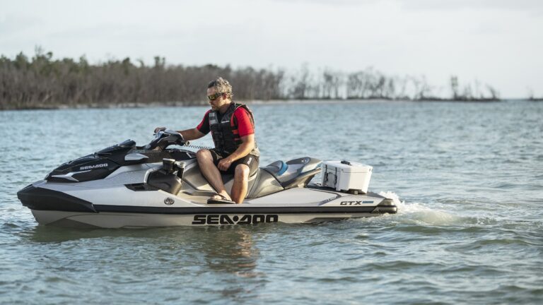 Гідроцикли Sea-Doo: чому вони є лідерами на ринку водних мотоциклів