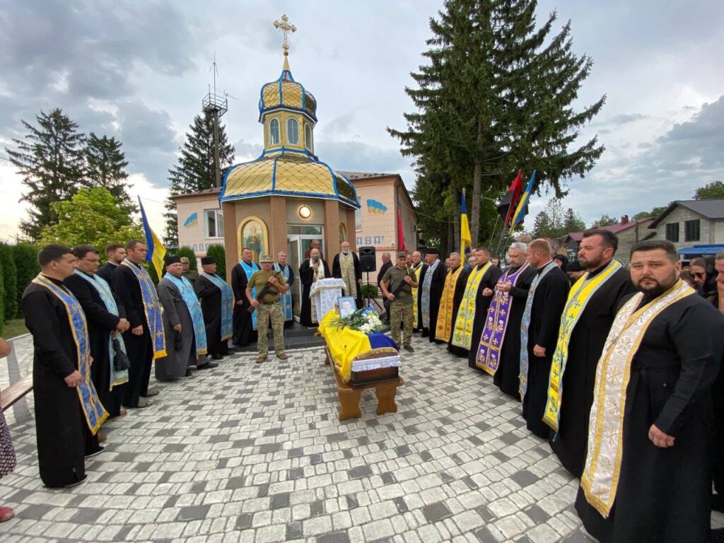 Городенківська громада віддала шану Герою Борису Монарсі