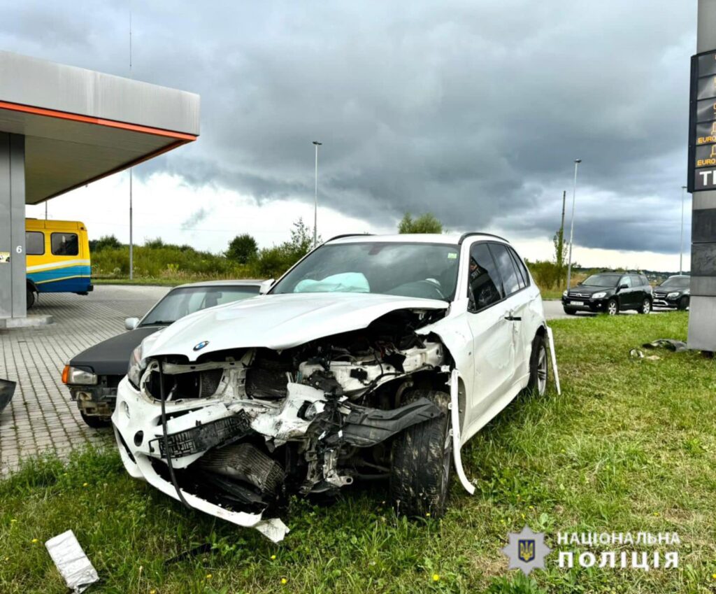 На Івано-Франківщині трапились чотири аварії: є загиблі та травмовані. ФОТО