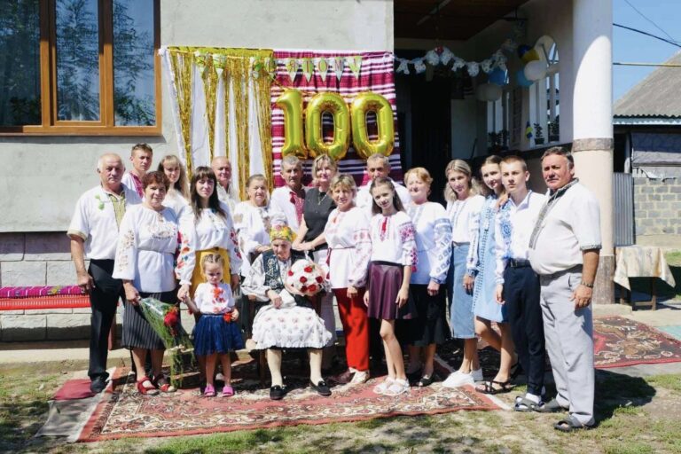 Марія Родзінська з Франківщини відзначила 100-літній ювілей