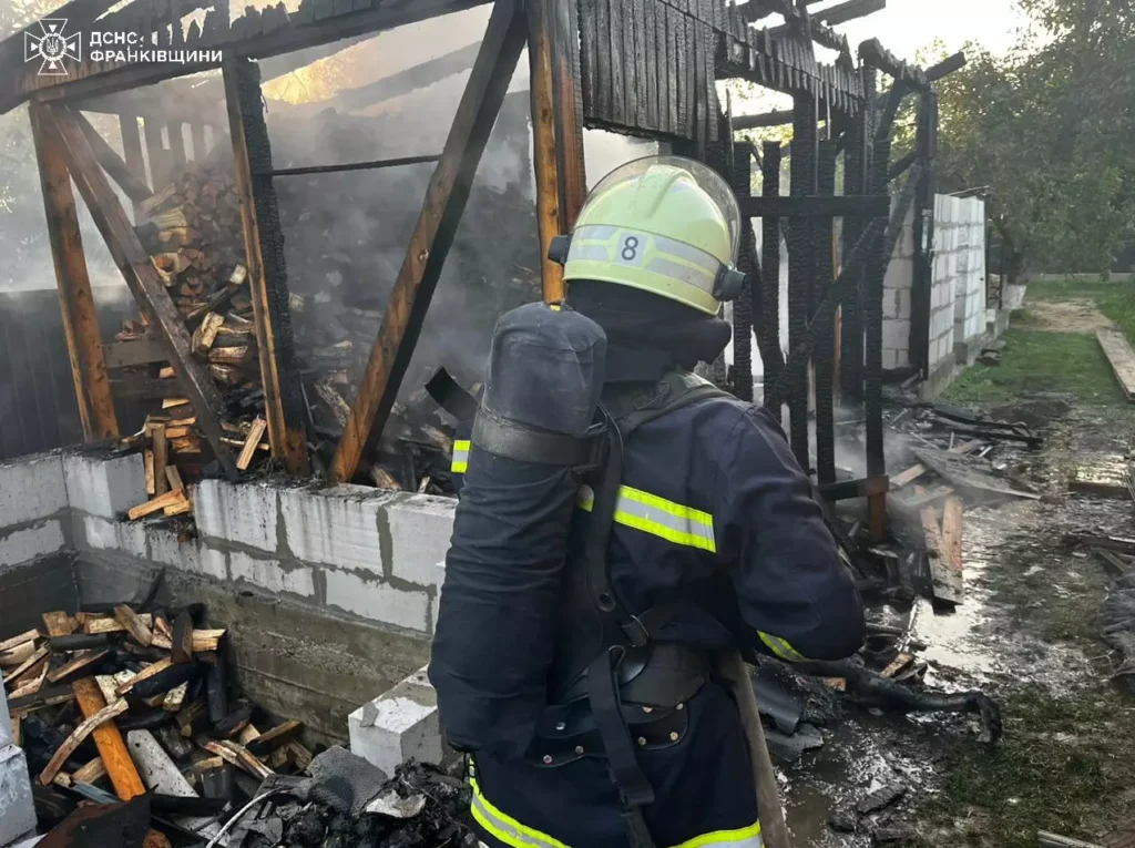 горів житловий будинок,У Калуському районі,ГУ ДСНС України в Івано-Франківській області