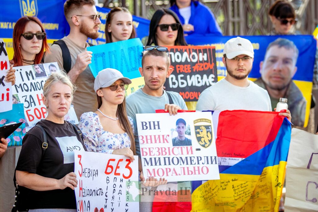 знаходяться у російських катівнях,військовий Кориневич Андрій,800 захисників підрозділу Азову