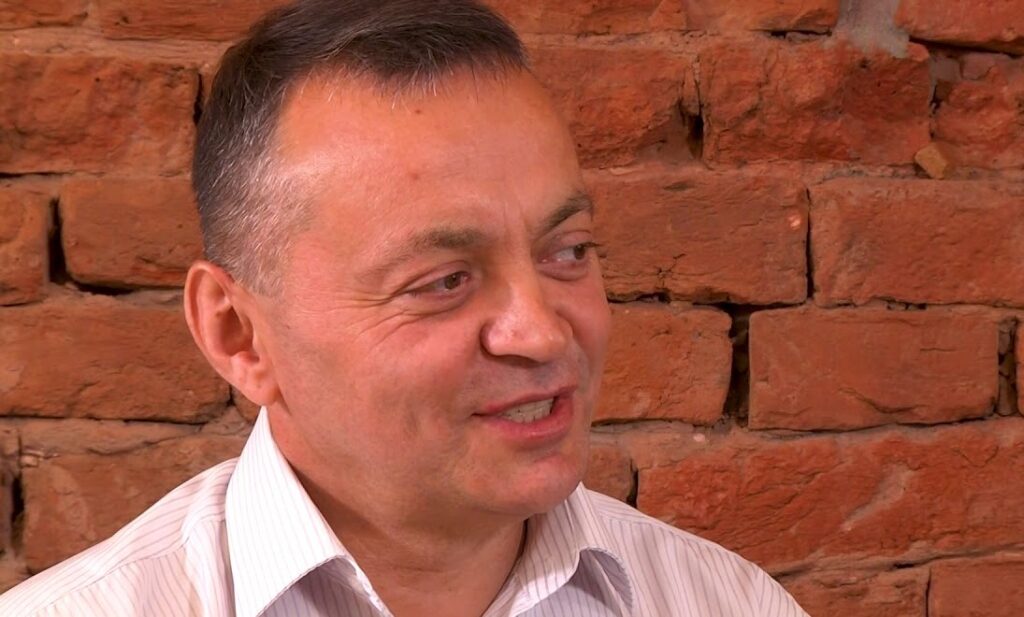 Франківський громадський діяч та військовослужбовець Віталій Перевізник,звернувся до чоловіків,які досі ухиляються