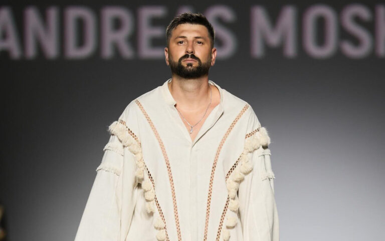 Ветеран Микола Левкун з Прикарпаття на протезах вийшов на подіум Ukrainian Fashion Week