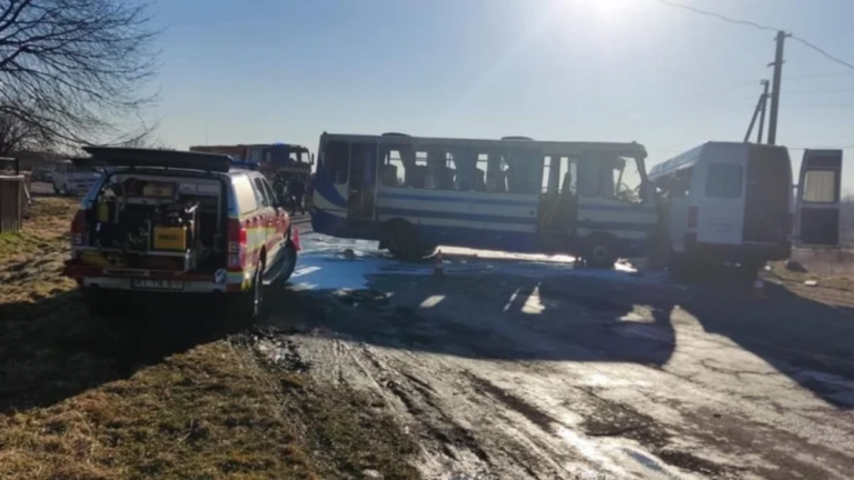 Потерпілі у зіткненні двох автобусів біля Коломиї відсудили понад 1,3 млн грн