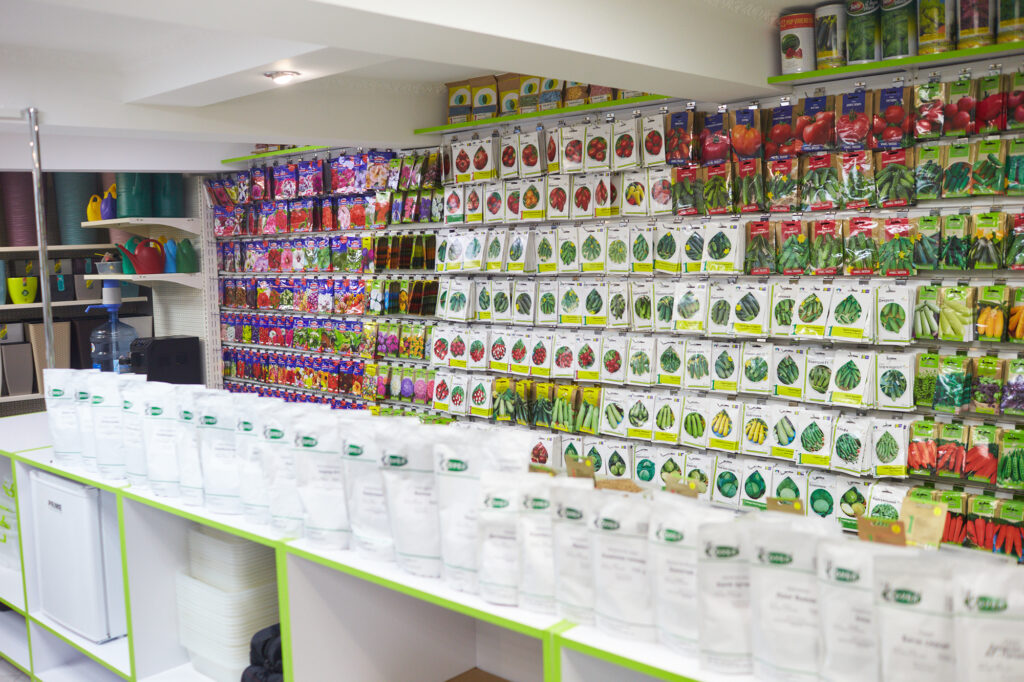 Ветеран АТО з Донеччини,відкрив у Івано-Франківську насіннєвий магазин,Руслан Марцінків