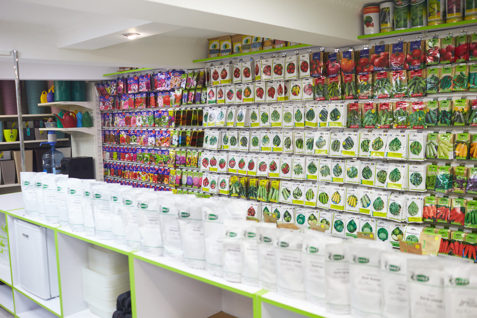 Ветеран АТО з Донеччини,відкрив у Івано-Франківську насіннєвий магазин,Руслан Марцінків