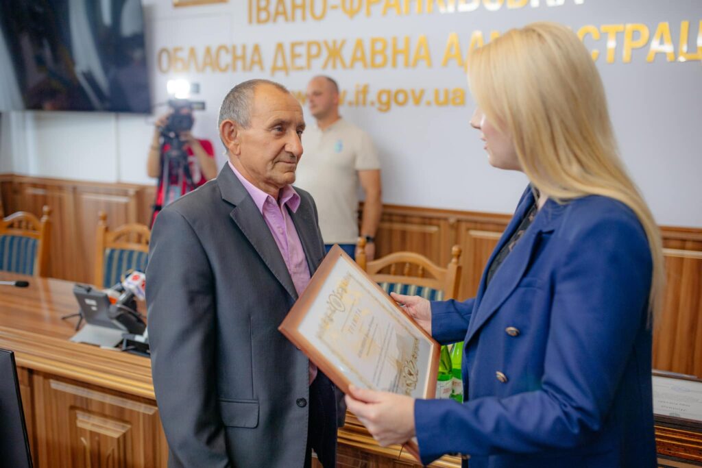 За вагомі досягнення нагородили понад пів сотні прикарпатських спортсменів та тренерів