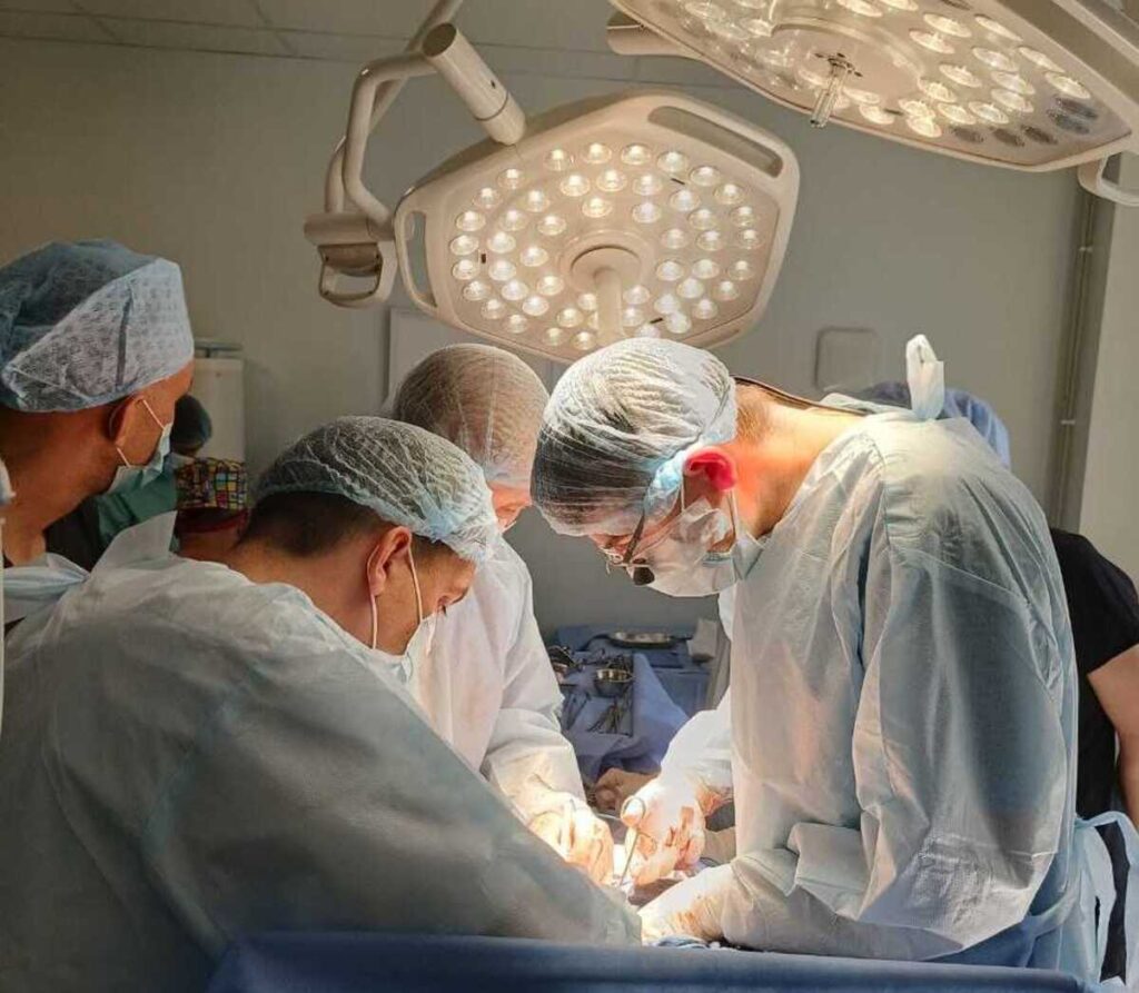 Франківські лікарі провели успішну трансплантацію нирки від посмертного донора