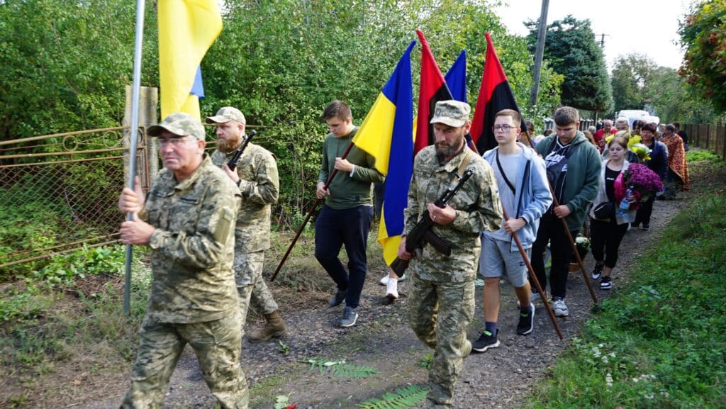 На Франківщині відбувся похорон Володимира Яреми, який більше року тому загинув на війні