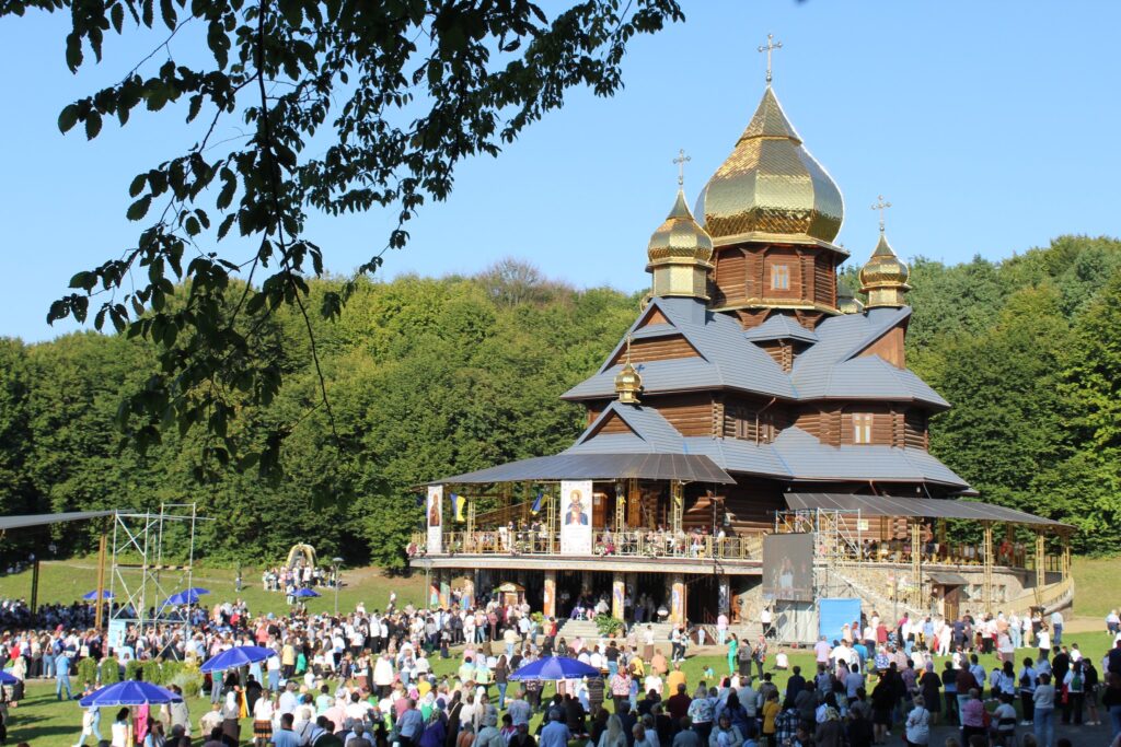 У Погоні триває вже традиційна Міжнародна проща вервиці