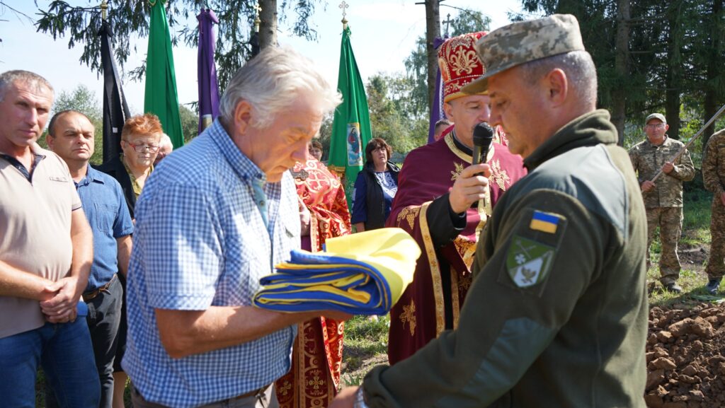 На Франківщині відбувся похорон Володимира Яреми, який більше року тому загинув на війні