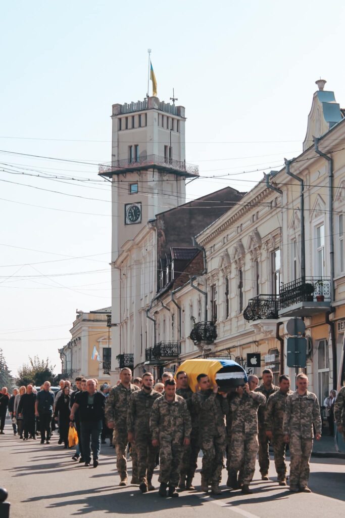 У Коломиї провели на вічний спочинок полеглого воїна Ярослава Пукаса