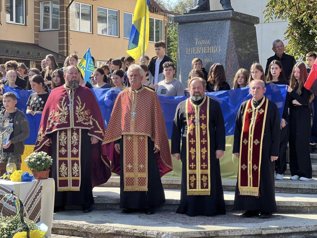 На Прикарпатті громада гідно зустріла земляка-героя Любомира Гулія