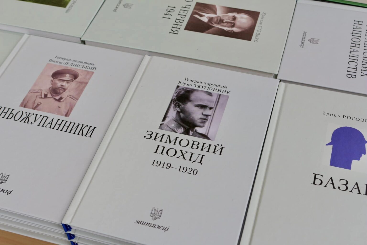 Книжковий фестиваль зібрав любителів літератури,міський голова Коломиї Богдан Станіславський