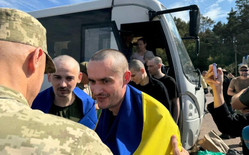 В Україну повернули ще 49 полонених, серед них захисники «Азовсталі»