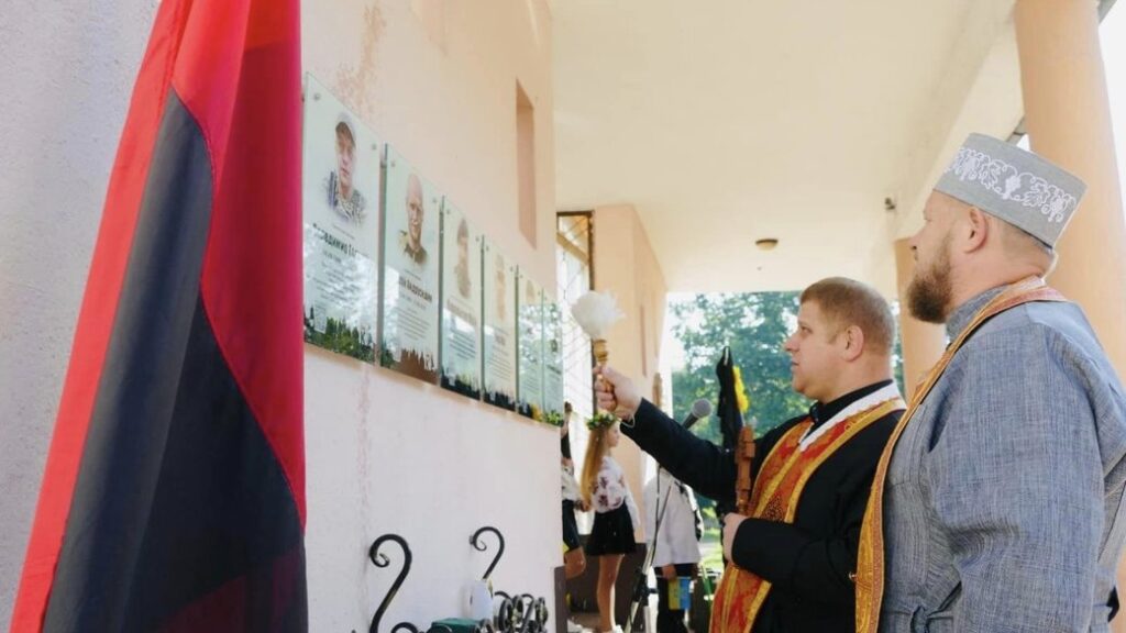 У Калуші відкрили інтерактивні меморіальні дошки двом бійцям