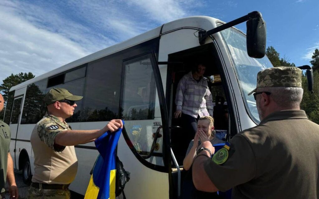 В Україну повернули ще 49 полонених, серед них захисники «Азовсталі»