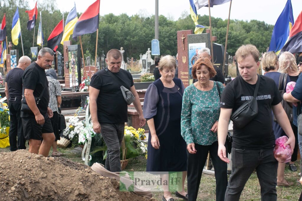 В Городенці поховали полеглого героя Ігоря Левицького. ФОТО