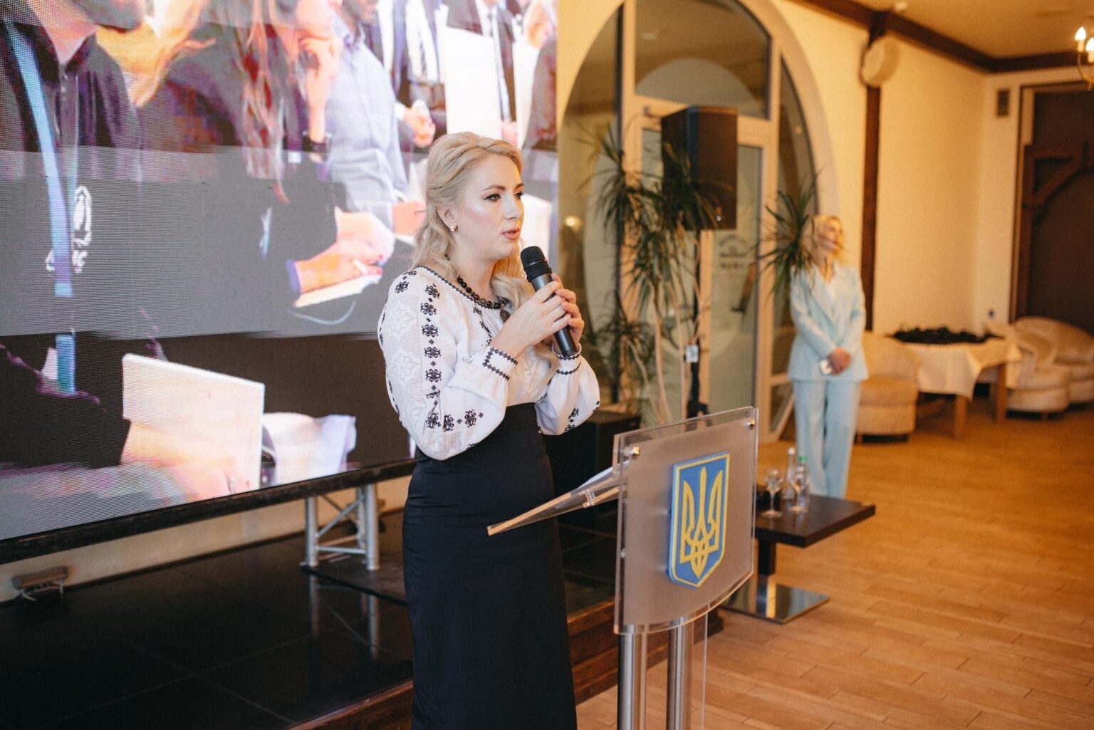 На Прикарпаття на Міжнародний форум завітали представники з 20 країн світу