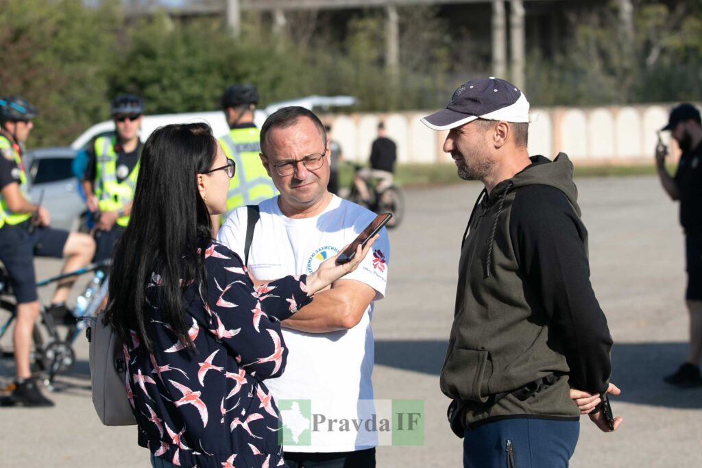 На Прикарпатті влаштували благодійний велопробіг “Слідами Галицької Трансверсальної залізниці”