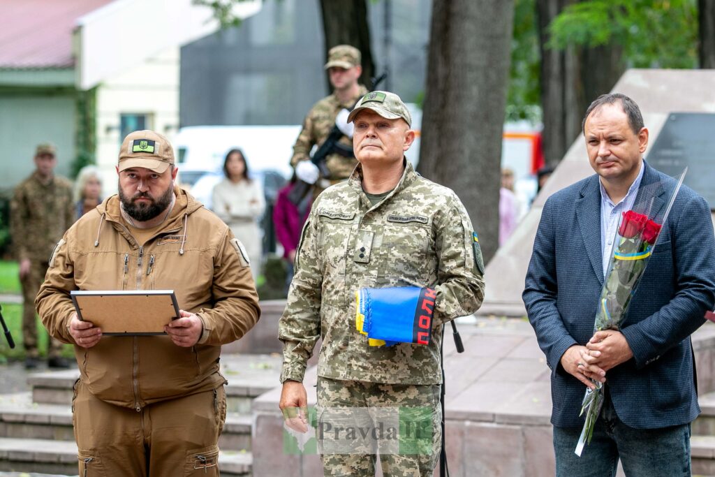 "Дзвін пам'яті" за полеглими воїнами вкотре пролунав у Івано-Франківську.ФОТОРЕПОРТАЖ