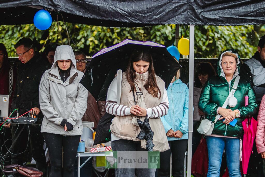 У Франківську проходить друга благодійна естафета "Біжу для ЗСУ-2024". ФОТОРЕПОРТАЖ