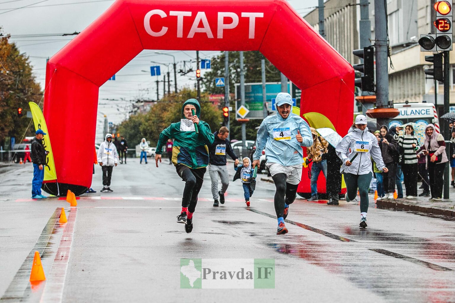 благодійна естафета Біжу для ЗСУ-2024,У Франківську проходить,Руслан Марцінків