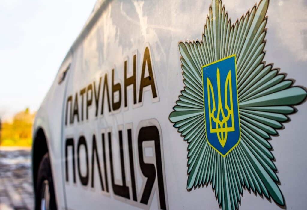 івано-франківські патрульні зупинили водія,за порушення ПДР,Патрульна поліція Івано-Франківської області