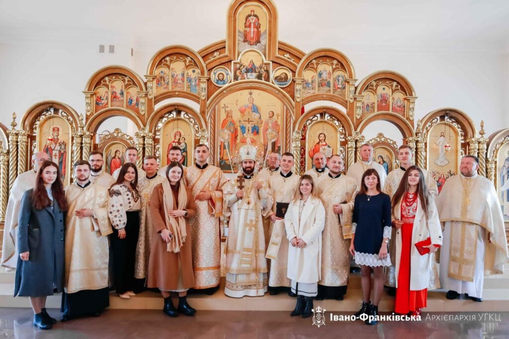 В Івано-Франківську провели дияконські свячення шістьом випускникам духовної семінарії ФОТОРЕПОРТАЖ