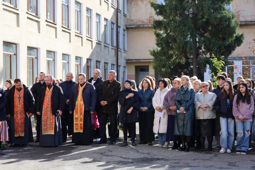 У Івано-Франківську відкрили пам'ятні дошки чотирьом захисникам