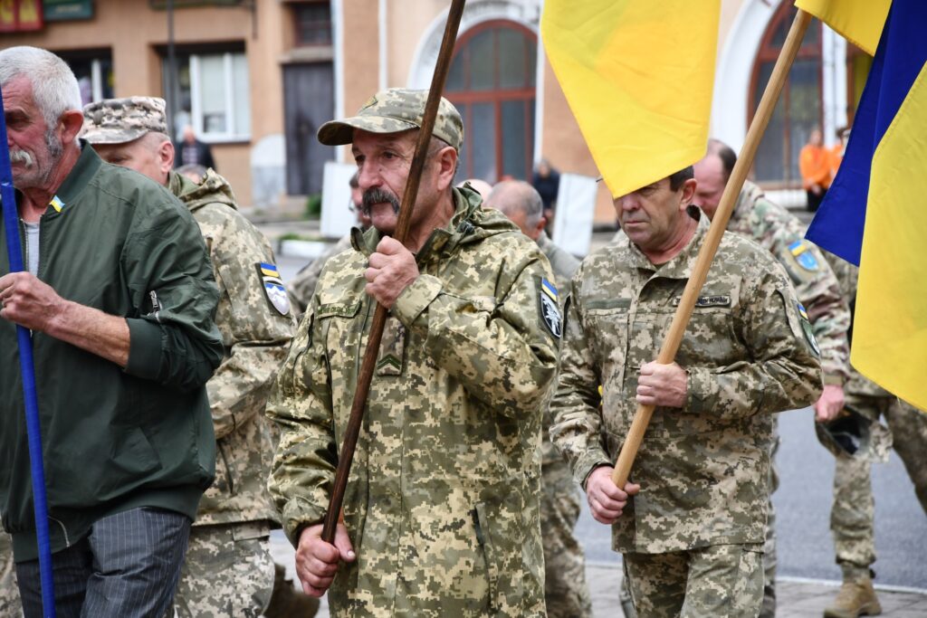 Сьогодні на Рогатинщині проведуть в останню путь героя Івана Андрусіва