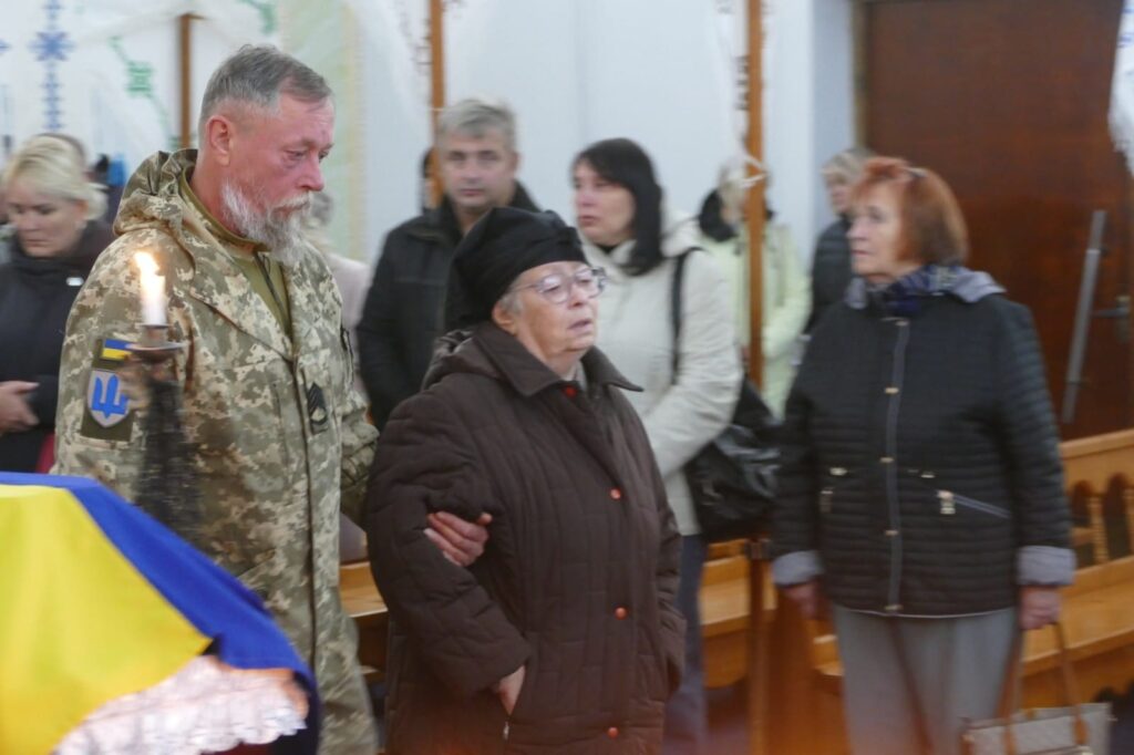 На Калущині провели в останню дорогу воїна Сергія Вербовецького