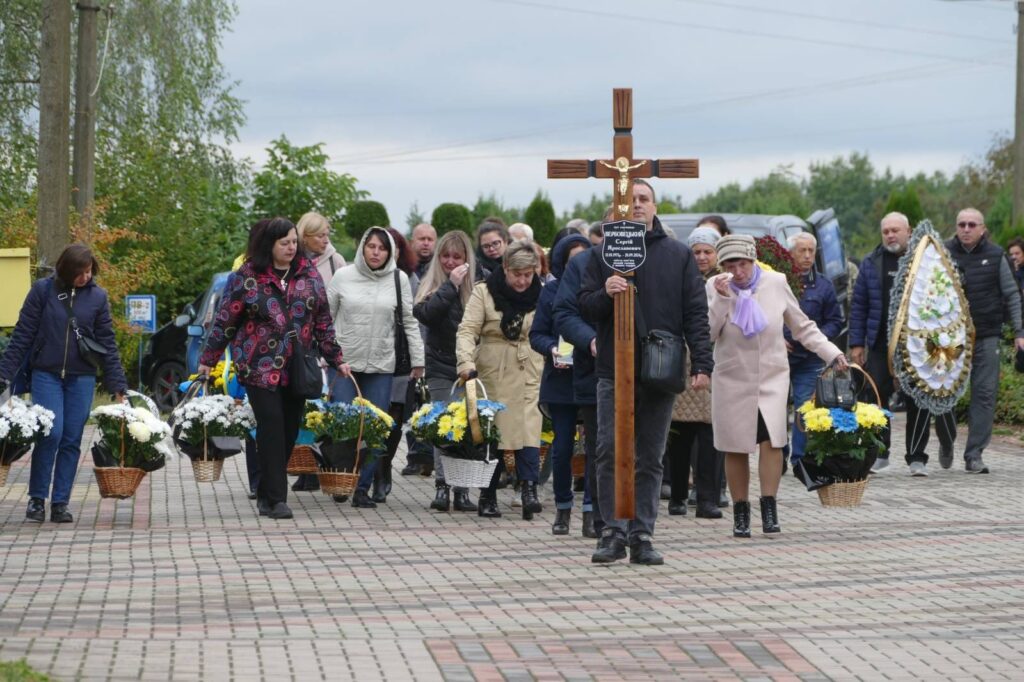 На Калущині провели в останню дорогу воїна Сергія Вербовецького