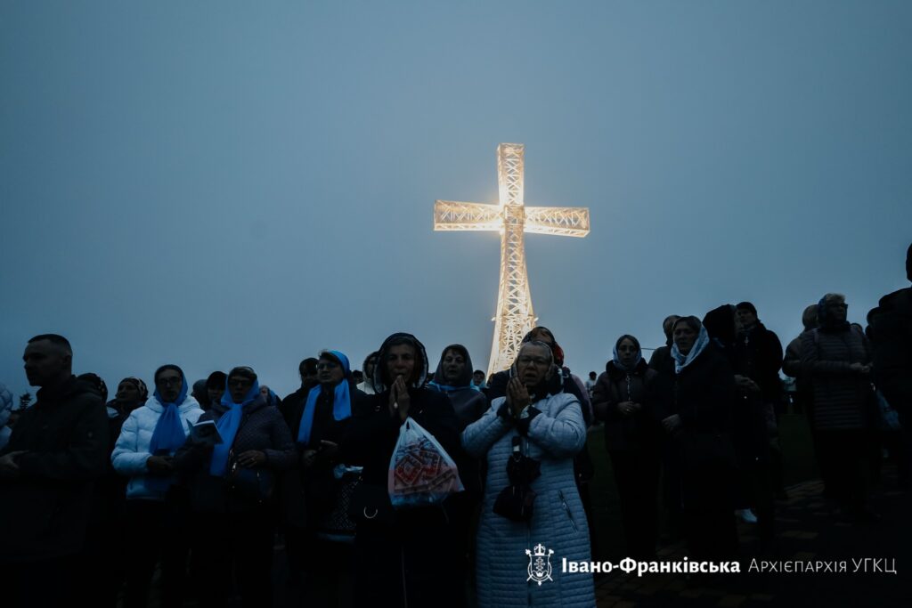 На Прикарпатті відбулася духовна проща спільноти «Матері в молитві» ФОТО